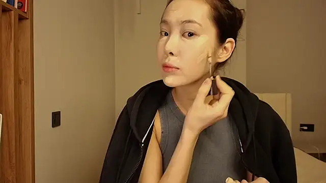 Snapshot of lilly_sweeet chatting on 02-28-26, 03:06 lilly sweeet online show from 02-28-26, 03:06