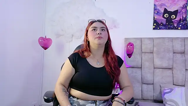 Snapshot of MiiaBlumm_ chatting on 02-25-26, 04:18 MiiaBlumm online show from 02-25-26, 04:18