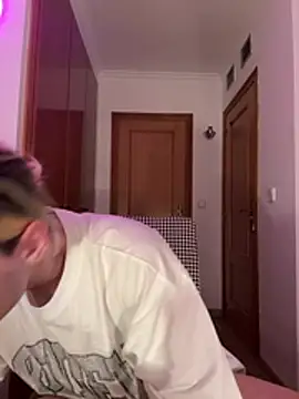 YourFavouriteTwink online show from 02-19-26, 09:56