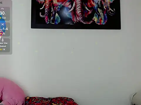 Snapshot of Yara-Atwan- chatting on 02-19-26, 06:38 Yara-Atwan- online show from 02-19-26, 06:38