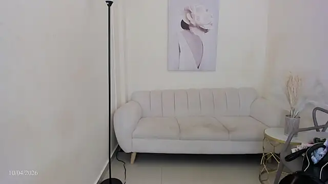 Dafne Maroto online show from 04-11-26, 01:15