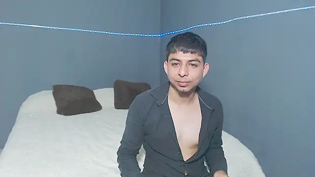 Snapshot of polloCol4U chatting on 02-28-26, 10:31 polloCol4U online show from 02-28-26, 10:31