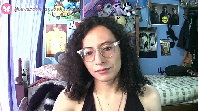lewd mooncat online show from 05-15-26, 06:28