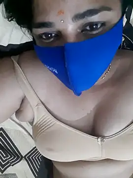 Tamil Luckly girl online show from 05-19-26, 04:36