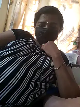 Tamil Luckly girl online show from 04-12-26, 09:45