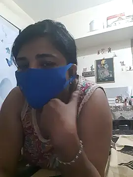 Tamil Luckly girl online show from 05-18-26, 03:17