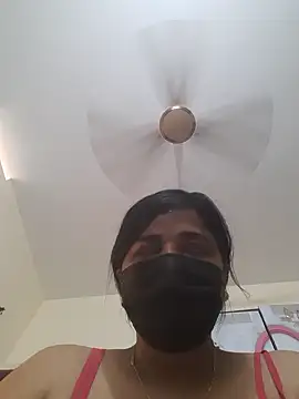 Tamil Luckly girl online show from 04-04-26, 09:27