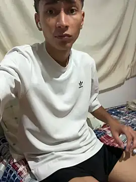 glopetitooo online show from 07-17-26, 10:56