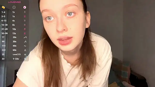 Snapshot of LoryMusetti chatting on 02-21-26, 02:30 LoryMusetti online show from 02-21-26, 02:30