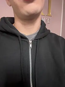 Snapshot of PerlaRogerss_ chatting on 03-10-26, 10:41 PerlaRogerss online show from 03-10-26, 10:41