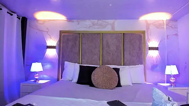 Snapshot of PerlaRogerss_ chatting on 03-27-26, 11:00 PerlaRogerss online show from 03-27-26, 11:00