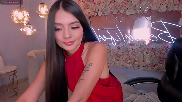 JulietteMoreau online show from 04-18-26, 08:09