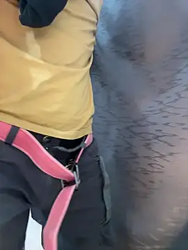 Snapshot of Karim_mansur chatting on 02-26-26, 03:50 Karim mansur online show from 02-26-26, 03:50