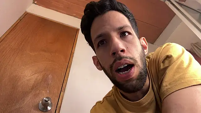 Karim mansur online show from 04-08-26, 05:03