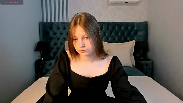 LauraBev online show from 05-30-26, 07:47