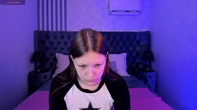 LauraBev online show from 05-23-26, 06:01