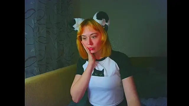 Little fox404 online show from 02-14-26, 07:36