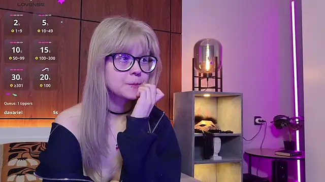 MoliQin online show from 04-11-26, 07:45