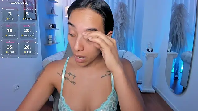 saori katsumi  online show from 04-15-26, 11:49