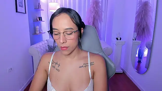 saori katsumi  online show from 04-10-26, 11:28