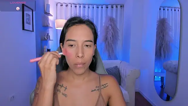 saori katsumi  online show from 04-01-26, 11:00