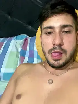 Snapshot of Heytincho chatting on 02-15-26, 08:35 Heytincho online show from 02-15-26, 08:35