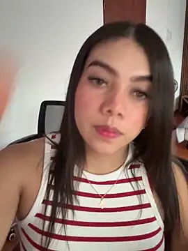 Luna rousse26 online show from 03-25-26, 12:15