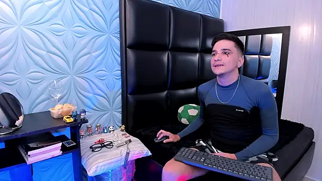 Snapshot of bad_boy_cum_ chatting on 03-01-26, 06:13 bad boy cum online show from 03-01-26, 06:13