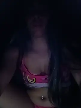 Snapshot of kiki_milu chatting on 07-16-26, 02:30 kiki milu online show from 07-16-26, 02:30