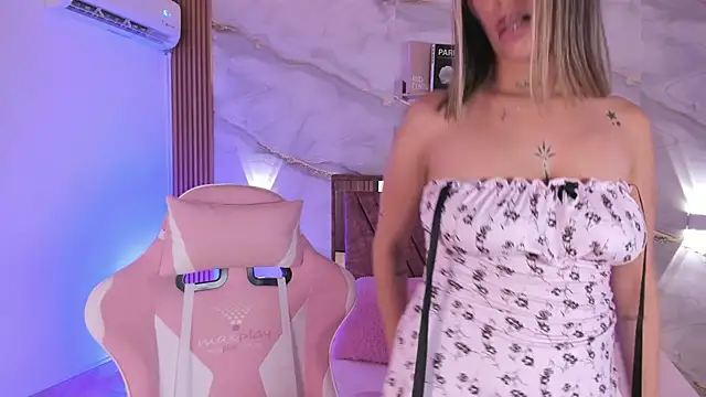 Snapshot of your_whore_Salome chatting on 02-16-26, 07:34 your whore Salome online show from 02-16-26, 07:34