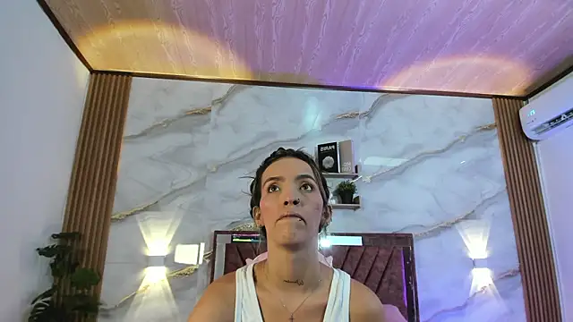 your whore Salome online show from 03-20-26, 06:09