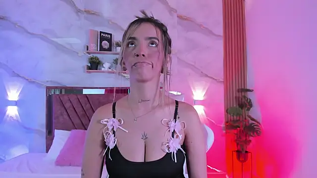 your whore Salome online show from 03-27-26, 06:53