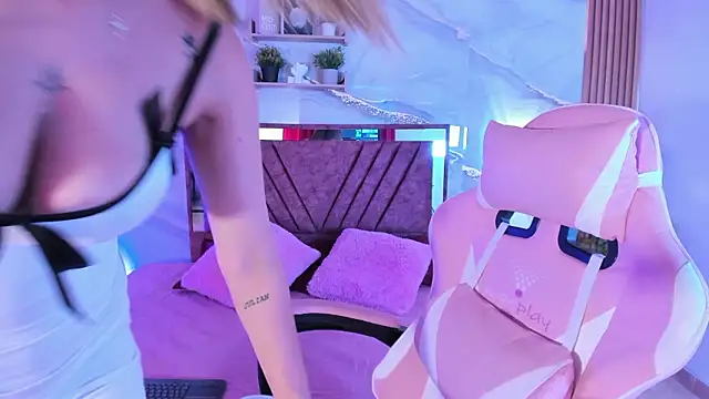 your whore Salome online show from 03-12-26, 10:14