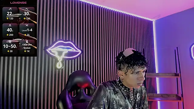 Maximoking26 online show from 03-31-26, 04:14