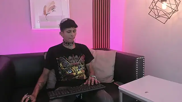 Maximoking26 online show from 07-17-26, 01:58