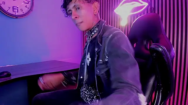 Maximoking26 online show from 02-21-26, 04:36