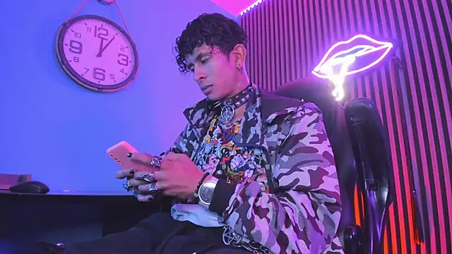 Maximoking26 online show from 02-20-26, 04:09