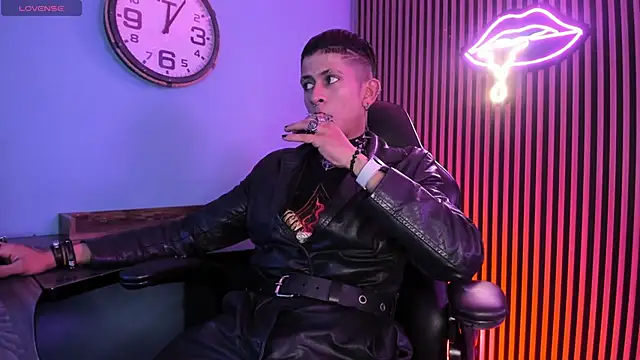 Maximoking26 online show from 02-25-26, 04:23