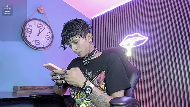 Maximoking26 online show from 03-09-26, 04:16