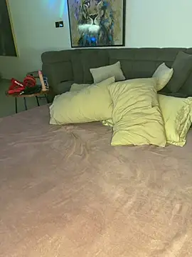 rafapradodxb online show from 02-17-26, 09:23