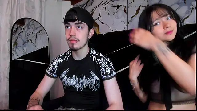 Couple In Heat online show from 03-06-26, 07:42