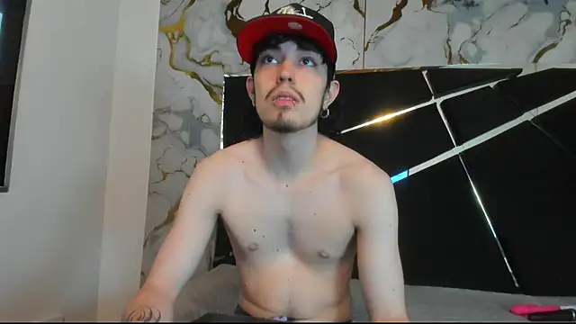 Couple In Heat online show from 03-19-26, 07:36