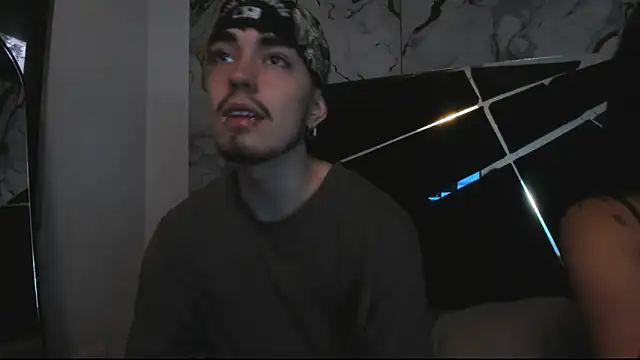 Couple In Heat online show from 03-25-26, 07:46