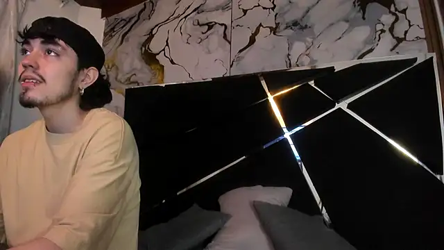 Couple In Heat online show from 02-24-26, 07:37