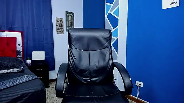 goodgirlxxl online show from 04-03-26, 01:23