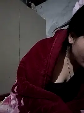 Snapshot of Baby_flower_1 chatting on 02-15-26, 08:19 Baby flower 1 online show from 02-15-26, 08:19