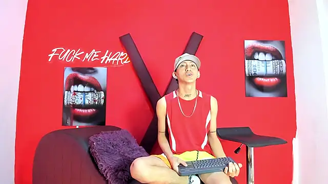 Snapshot of BOYS_PLAY chatting on 02-21-26, 01:24 BOYS PLAY online show from 02-21-26, 01:24