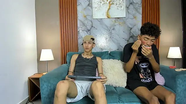 BOYS PLAY online show from 04-04-26, 01:28