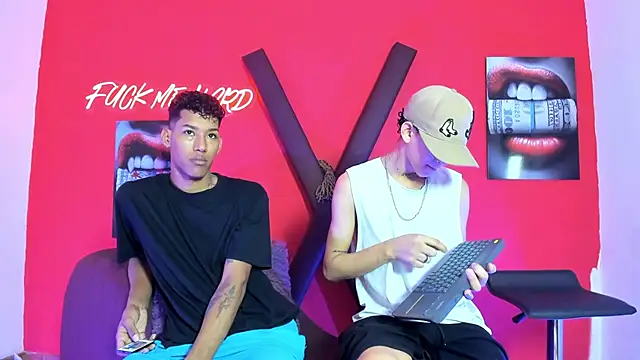 Snapshot of BOYS_PLAY chatting on 03-02-26, 01:29 BOYS PLAY online show from 03-02-26, 01:29