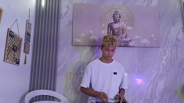 GOLD BOYS online show from 04-19-26, 07:53